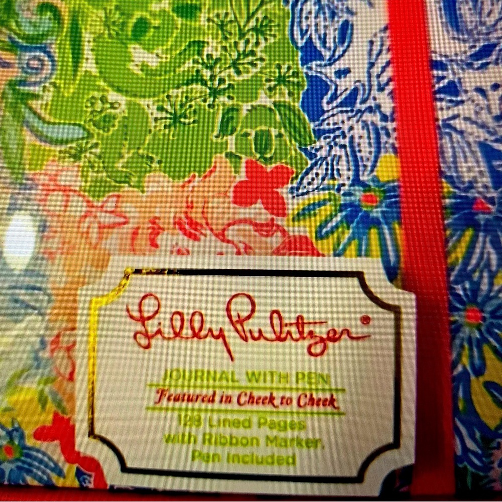 NIB Lilly Pulitzer 128pg Lined Journal w/ pen in Cheek to Cheek Boxed Gift Set